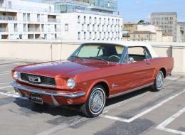 Ford Mustang V8 Cabriolet Code C