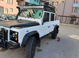 LandRover Defender 110 Crew Cab Pickup