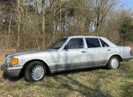 Mercedes-Benz SEL 560