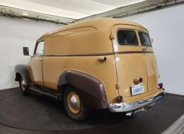 Chevrolet Panel Van 3100