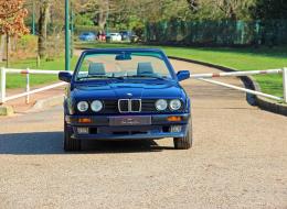 BMW Série 3 325 i Cabriolet E30