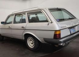 Mercedes-Benz E class 300 TD Wagon