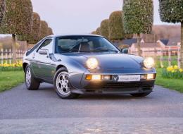 Porsche 928 S