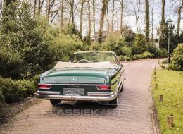 Mercedes-Benz SE 220 Cabriolet