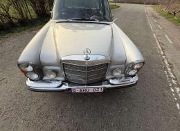 Mercedes-Benz SE 280 3.5 Berline