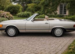Mercedes-Benz SL R107  560