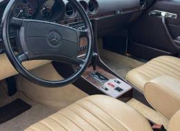 Mercedes-Benz SL R107  560