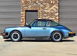 Porsche 911 Carrera Targa