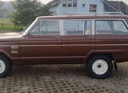 Jeep Wagoneer