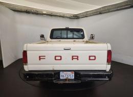 Ford Pick-up F-150 Custom 4×4