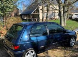 Renault Clio 16V