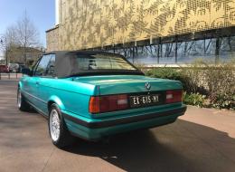BMW Série 3 E30 cabriolet 318i Design &Eacute;dition M Technic