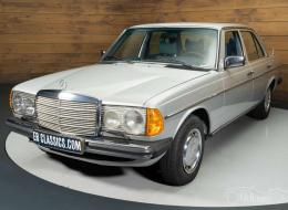 Mercedes-Benz 250 6 Cyl. 2.5 Berline