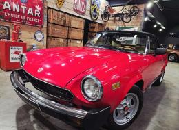Fiat 124 Spider 2000 injection
