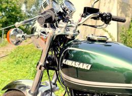 Moto Kawazaki Z1000