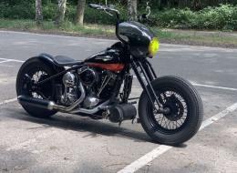 Moto Harley Davidson Shovelhead Bobber