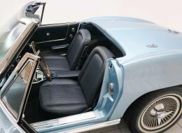Chevrolet Corvette C2 Sting Ray Convertible Body-off restored