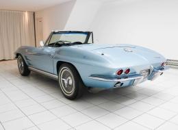 Chevrolet Corvette C2 Sting Ray Convertible Body-off restored