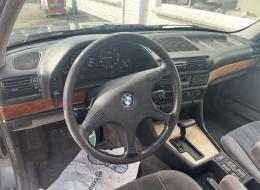 BMW Série 7 735i
