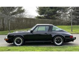 Porsche 911 Carrera Targa