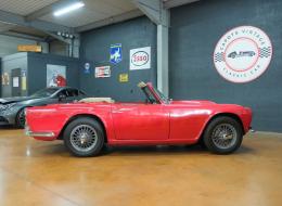 Triumph TR4