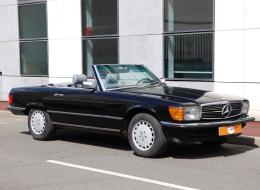 Mercedes-Benz SL 560