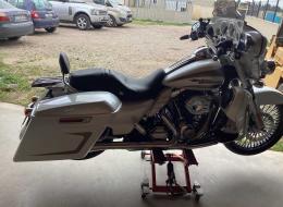 Moto Harley Davidson Street glide FLHX