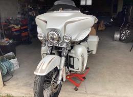 Moto Harley Davidson Street glide FLHX