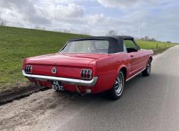 Ford Mustang V8 Cabriolet