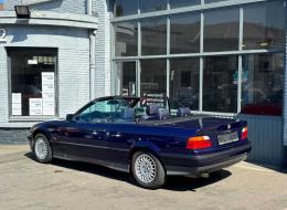 BMW Série 3 320i Cabriolet 6 Cyl. Cuir 127.000 kms
