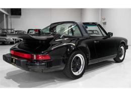 Porsche 911 Carrera Targa
