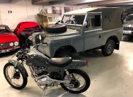 Moto Triumph Metisse MK3 Steeve mcqueen desert racer 