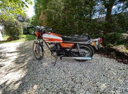 Moto yamaha 350 YR5