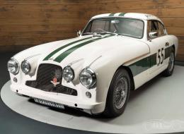 Aston Martin DB 2/4