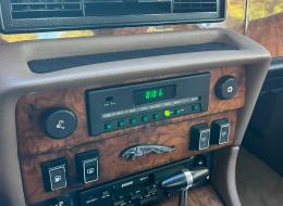 Jaguar Série - XJ 12 VANDENPLASS