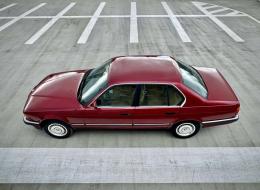 BMW Série 7 E32 730i