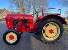 Tracteur Porsche Diesel Standard 218H