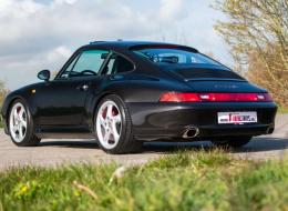 Porsche 993 Carrera 4S