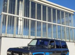 Toyota Land Cruiser HJ 61
