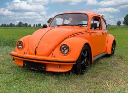 Volkswagen Coccinelle Couleur Porsche GT3 RS et jantes Porsche