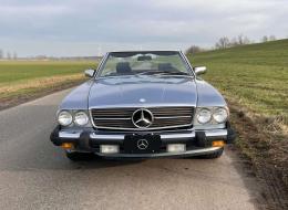 Mercedes-Benz SL 560