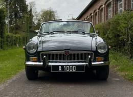 MG B 1800