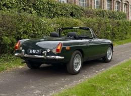 MG B 1800