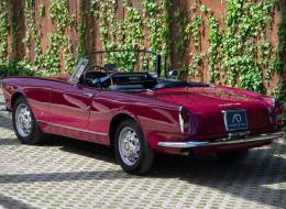 Alfa Roméo 2600 Spider Touring Superleggera