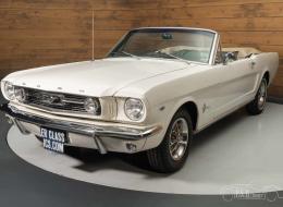 Ford Mustang V8 Cabriolet
