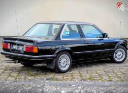 BMW Série 3 E30 323i Coupé