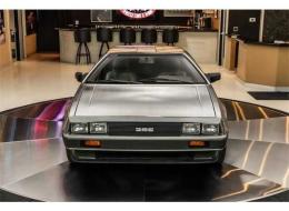 De Lorean DMC 12