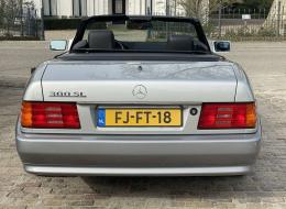 Mercedes-Benz SL 300