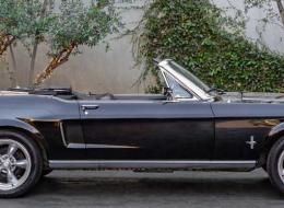 Ford Mustang V8 CABRIOLET