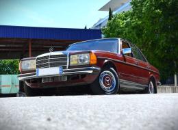 Mercedes-Benz 300 D 
